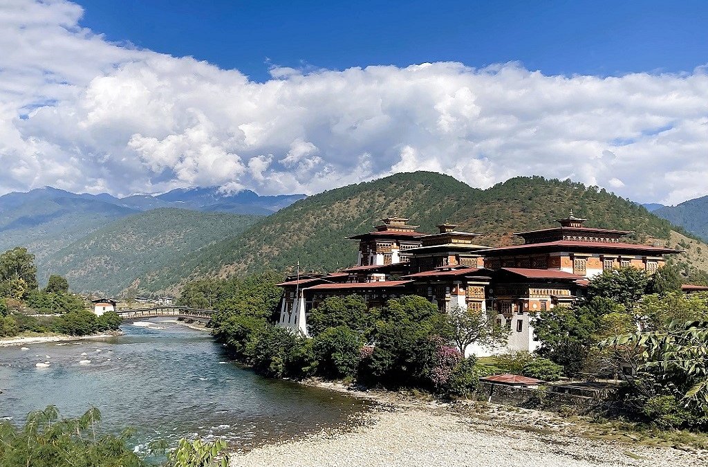 Punakha Dzong view